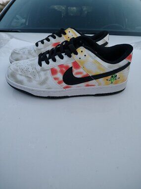 Nike SB Dunk Low Raygun Tie Dye White BQ6832-101 Men Size 9 No Box